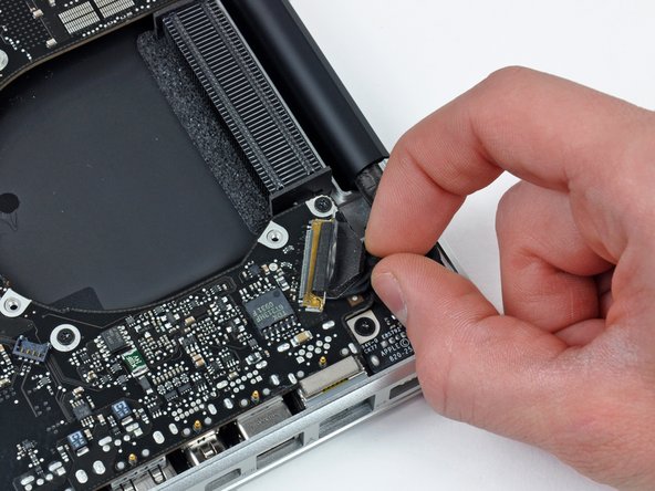 MacBook Pro 15" Unibody Mid 2009 Logic Board Replacement: step 22, image 1 of 1