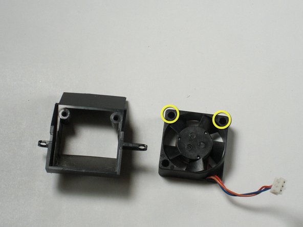 Sega Dreamcast Fan Replacement: step 8, image 1 of 2
