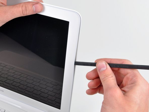 MacBook Unibody Model A1342 Front Display Bezel Replacement, MacBook Unibody Model A1342 Front Display Bezel Replacement: step 1, image 3 of 3