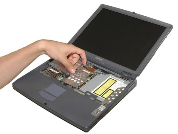 Sony VAIO PCG-933A Thermal Paste Replacement: step 9, image 2 of 3