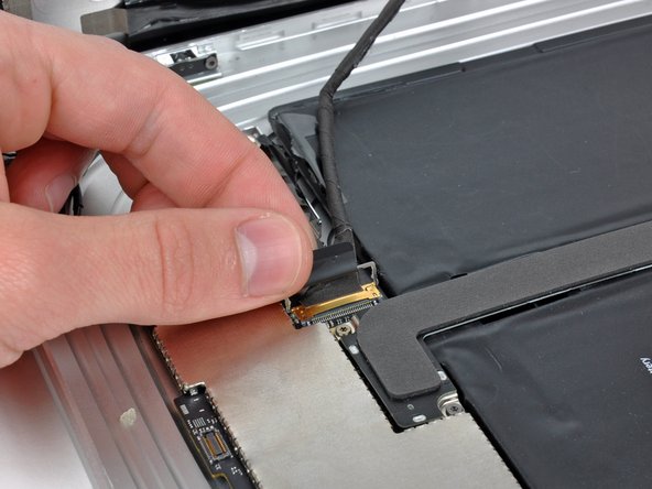 iPad Wi-Fi Dock Connector Cable Replacement: step 8, image 1 of 2