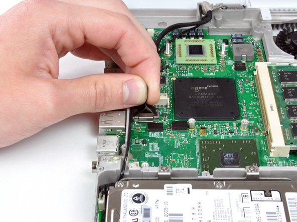 iBook G4 14" 1.42 GHz Logic Board Replacement: step 42, image 1 of 1