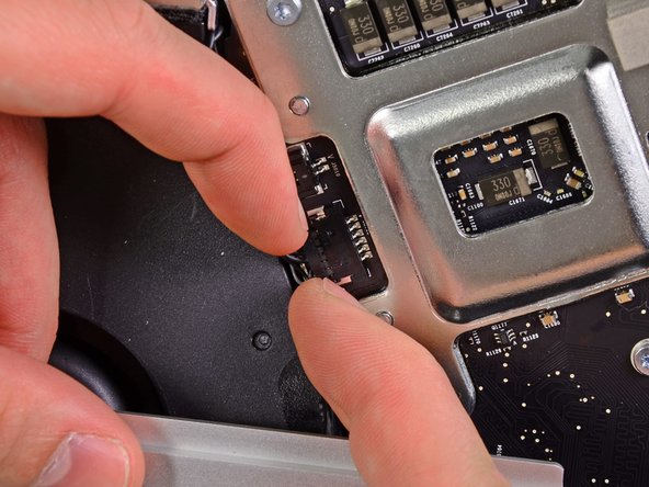 iMac Intel 21.5" EMC 2389 Logic Board Replacement: step 30, image 3 of 3