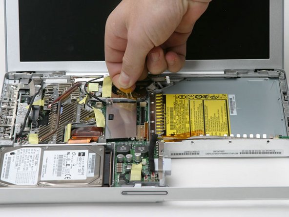 PowerBook G4 Aluminum 12" 867 MHz Display Inverter Replacement: step 34, image 1 of 1