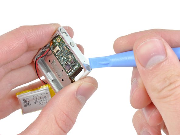 iPod Shuffle 4th Generation Control Buttons Replacement: step 8, image 1 of 2