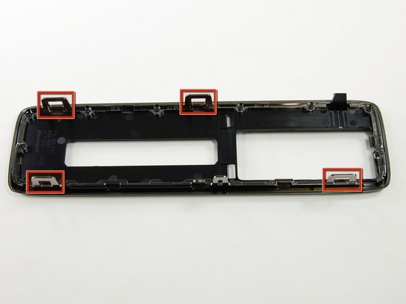 Xbox 360 S Faceplate Replacement: step 18, image 1 of 2