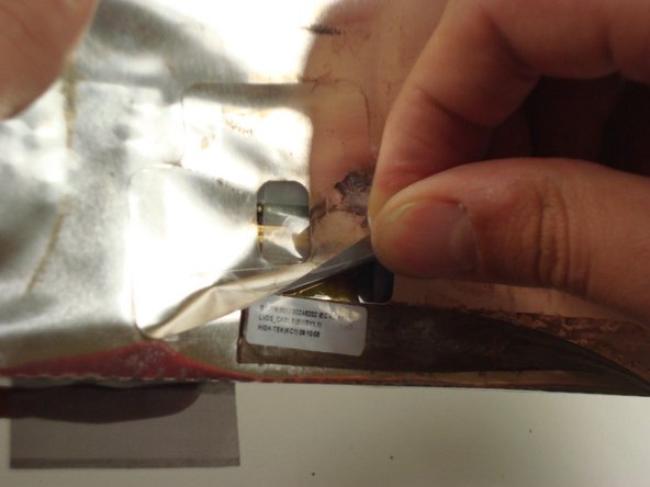 Disassembling Compaq Mini 110 Microphone: step 18, image 2 of 3