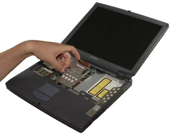 Sony VAIO PCG-933A Thermal Paste Replacement: step 9, image 3 of 3