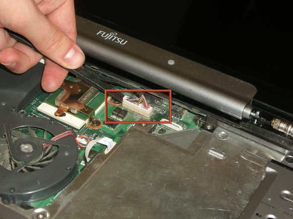 Fujitsu LifeBook N3510 Wireless Module Replacement: step 15, image 2 of 3