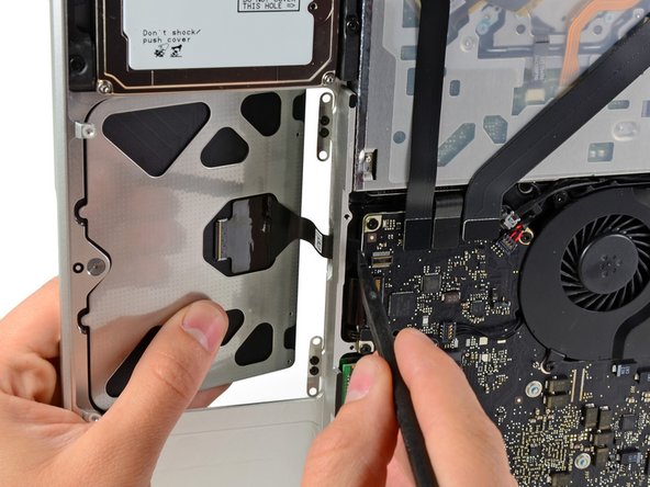 MacBook Pro 13" Unibody Early 2011 Trackpad Replacement: step 11, image 2 of 3