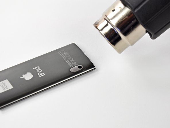 iPod Nano 5th Generation Display Replacement: step 15, image 1 of 3
