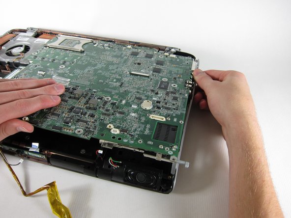 HP Pavilion zd8000 Base Fans Replacement: step 50, image 1 of 1