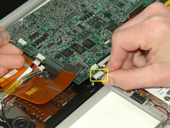 PowerBook G4 Aluminum 15" 1.5-1.67 GHz Airport Extreme Card Replacement: step 19, image 1 of 1