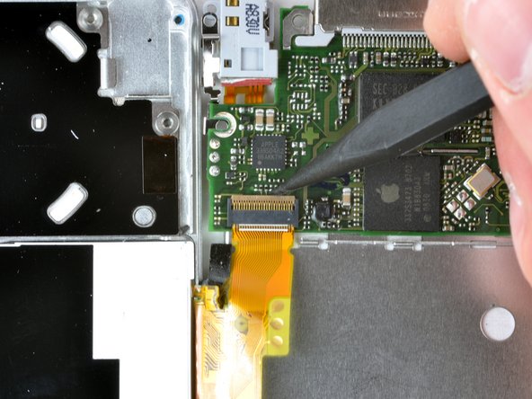 iPod Nano 3rd Generation Display Replacement: step 12, image 1 of 1