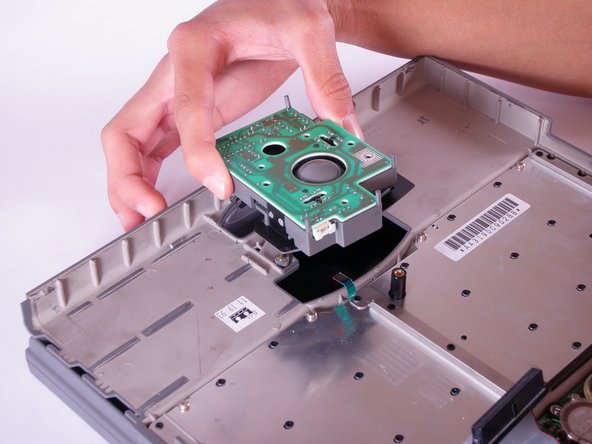 Macintosh PowerBook 165c Trackball Replacement: step 12, image 1 of 1