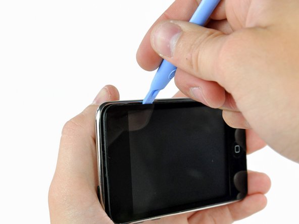 iPod Touch 3rd Generation Power/Volume Controls Replacement: step 6, image 2 of 3