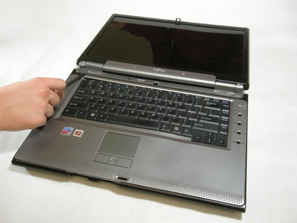 Fujitsu LifeBook N3510 Fan Replacement: step 5, image 1 of 3