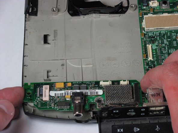 Apple PowerBook G3 400 Sound Card Replacement: step 43, image 1 of 1