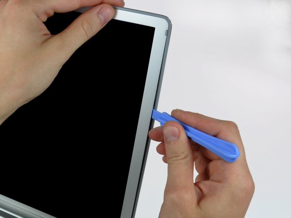 PowerBook G4 Aluminum 15" 1.5-1.67 GHz LCD Replacement: step 5, image 2 of 2