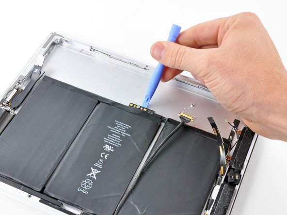 iPad 2 CDMA Speaker Assembly Replacement: step 46, image 1 of 1