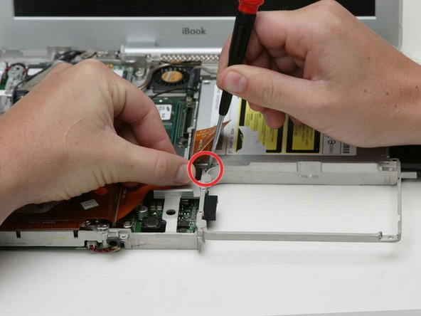 iBook G3 12" Optical Drive Replacement: step 44, image 1 of 1