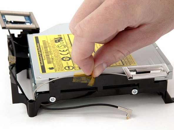 Mac mini (PowerPC) Storage Interface Board Replacement: step 11, image 1 of 1