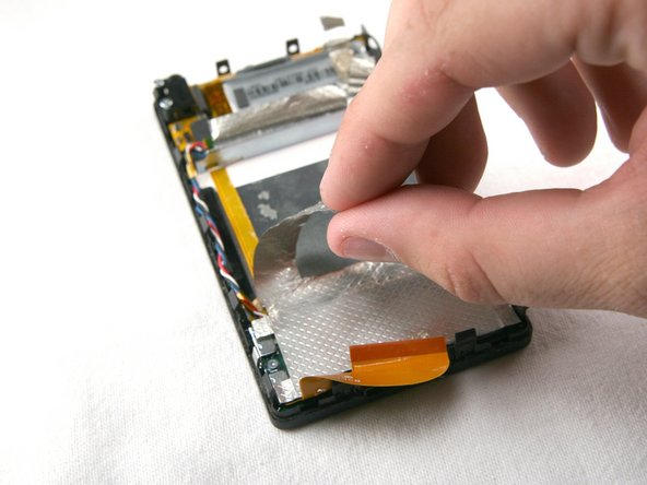 Microsoft Zune 80 Screen Replacement: step 6, image 1 of 2