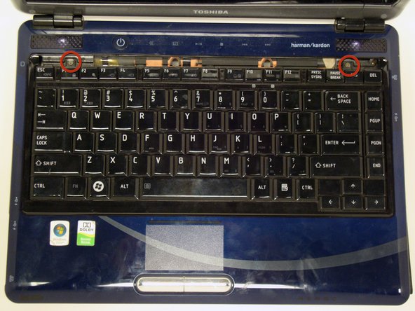 Toshiba Satellite M305D-S4829 Fan Replacement: step 5, image 1 of 2