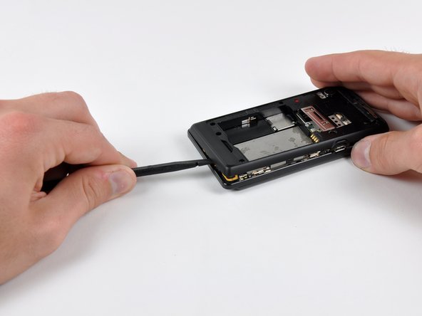 Motorola Droid Camera Assembly Replacement: step 10, image 2 of 2