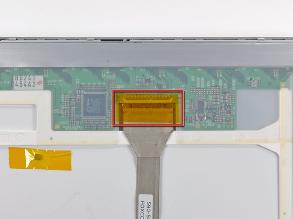 PowerBook G4 Aluminum 17" 1-1.67 GHz LCD Replacement: step 11, image 1 of 1