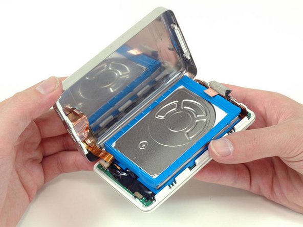 iPod 3rd Generation Display Replacement: step 6, image 1 of 1