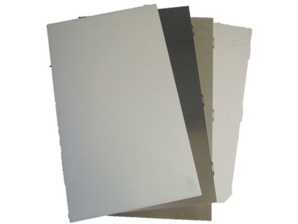 Panasonic TX-32AW304 TV set, Removal of Polarized Foils: step 5, image 3 of 3