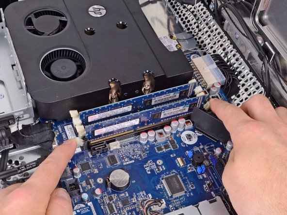HP Z1 Teardown: step 9, image 1 of 2