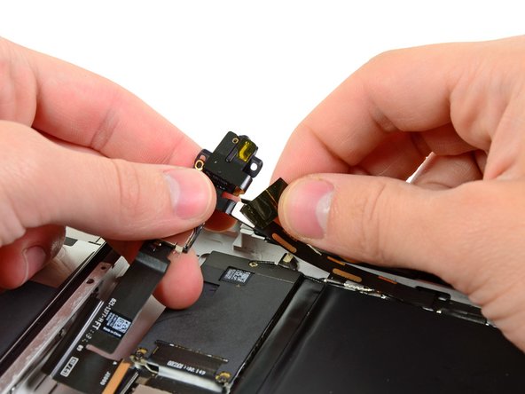 iPad 2 GSM Front Facing Camera Replacement: step 36, image 1 of 2