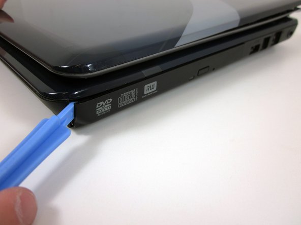 Toshiba Satellite M305D-S4829 CD/DVD Drive Replacement: step 5, image 1 of 1