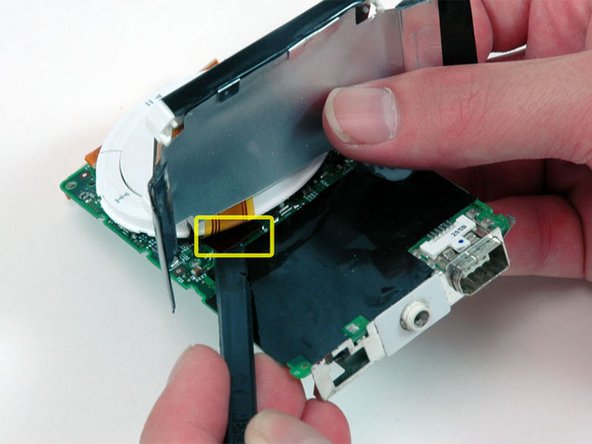 iPod 1st Generation Logic Board Replacement: step 14, image 1 of 1
