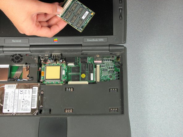 Macintosh PowerBook 1400 Series RAM Replacement: step 22, image 1 of 1