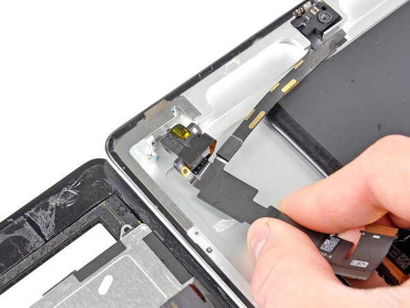 iPad 2 Wi-Fi EMC 2415 Front Facing Camera Replacement: step 32, image 1 of 1