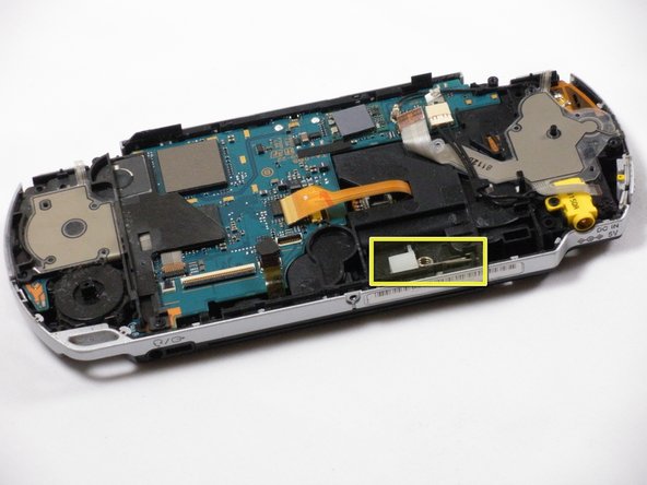 PSP 2000 UMD Drive Replacement: step 9, image 1 of 2