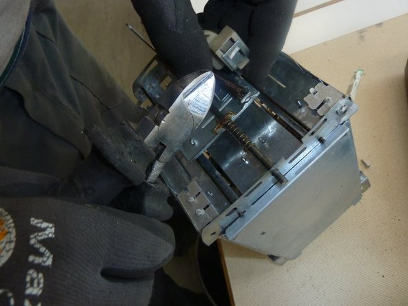 Toaster: step 8, image 1 of 2