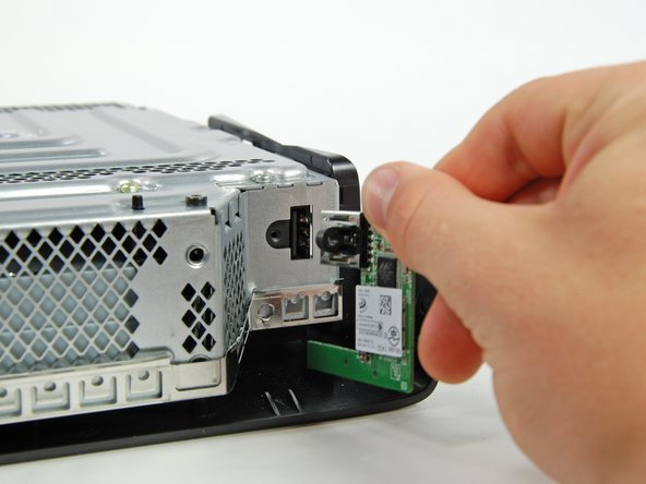 Xbox 360 S Heat Sink Replacement: step 38, image 3 of 3