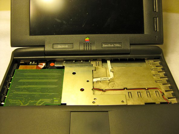 Macintosh Powerbook 5300cs RAM Replacement: step 6, image 1 of 3