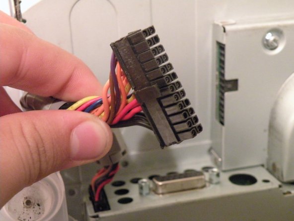 iMac G3 Model M4984 Optical Drive Replacement: step 5, image 2 of 3