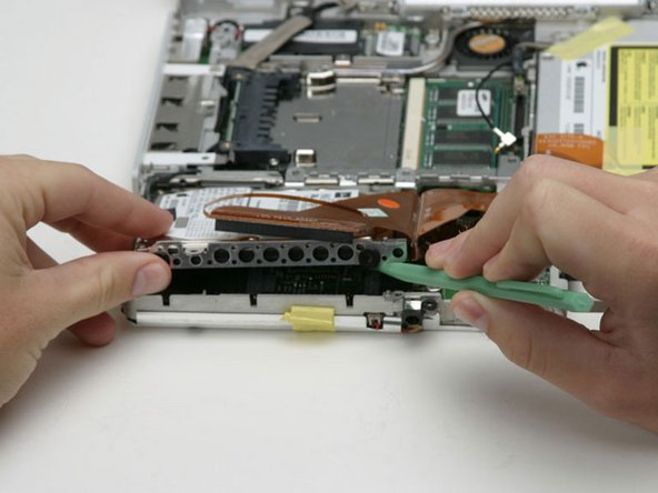 iBook G3 12" Logic Board Replacement: step 48, image 1 of 1