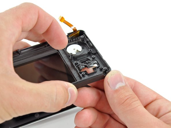 Nintendo 3DS D-pad Replacement: step 22, image 1 of 2