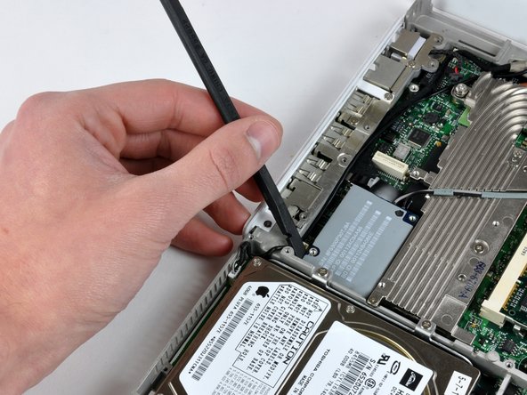 iBook G4 12" 1.33 GHz Heat Sink Replacement: step 34, image 1 of 1