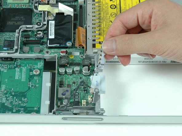 PowerBook G4 Aluminum 12" 1-1.5 GHz Right Clutch Hinge Replacement: step 33, image 1 of 1