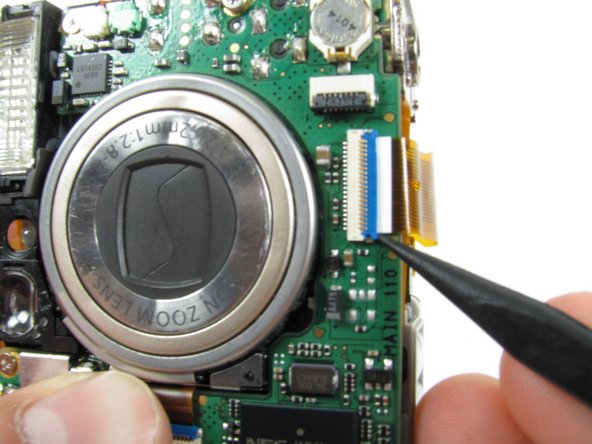Canon PowerShot S500 Logic Board Replacement: step 14, image 1 of 1