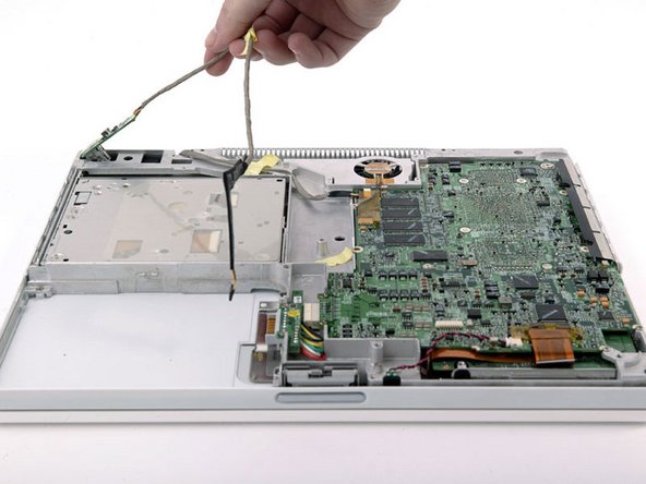 iBook G4 14" 933 MHz-1.33 GHz Fan (933 - 1.2 GHz) Replacement: step 26, image 1 of 1