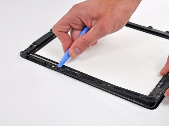 iPad Wi-Fi Display Frame Replacement: step 27, image 1 of 1